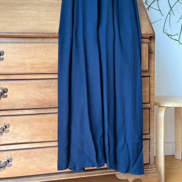 Reformation Liore dress. Navy, size 0. Worn once and dry cleaned. - Picture 4 of 4